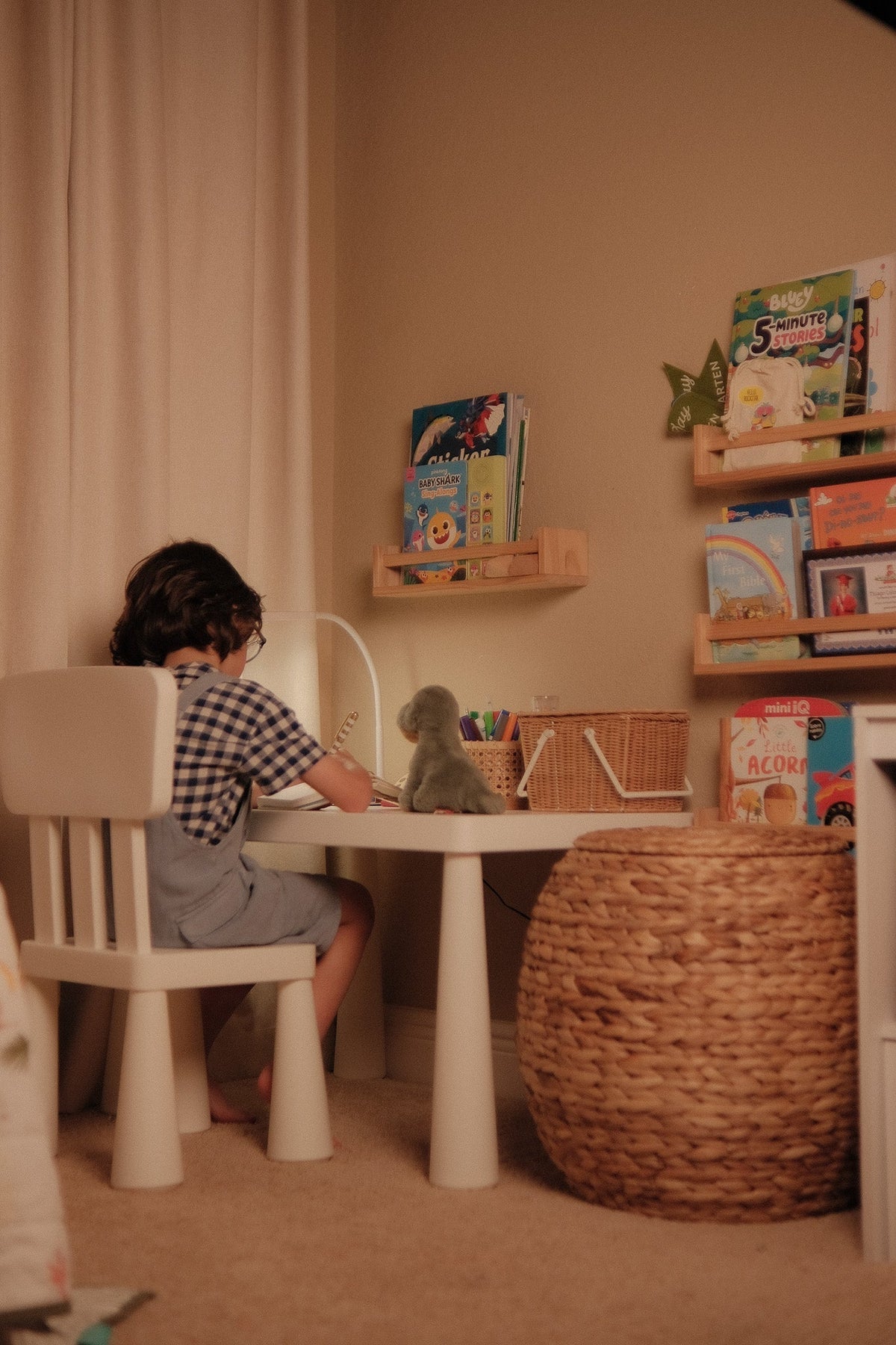 Organizando el cuarto de Thiago: funcional, tierno y real.