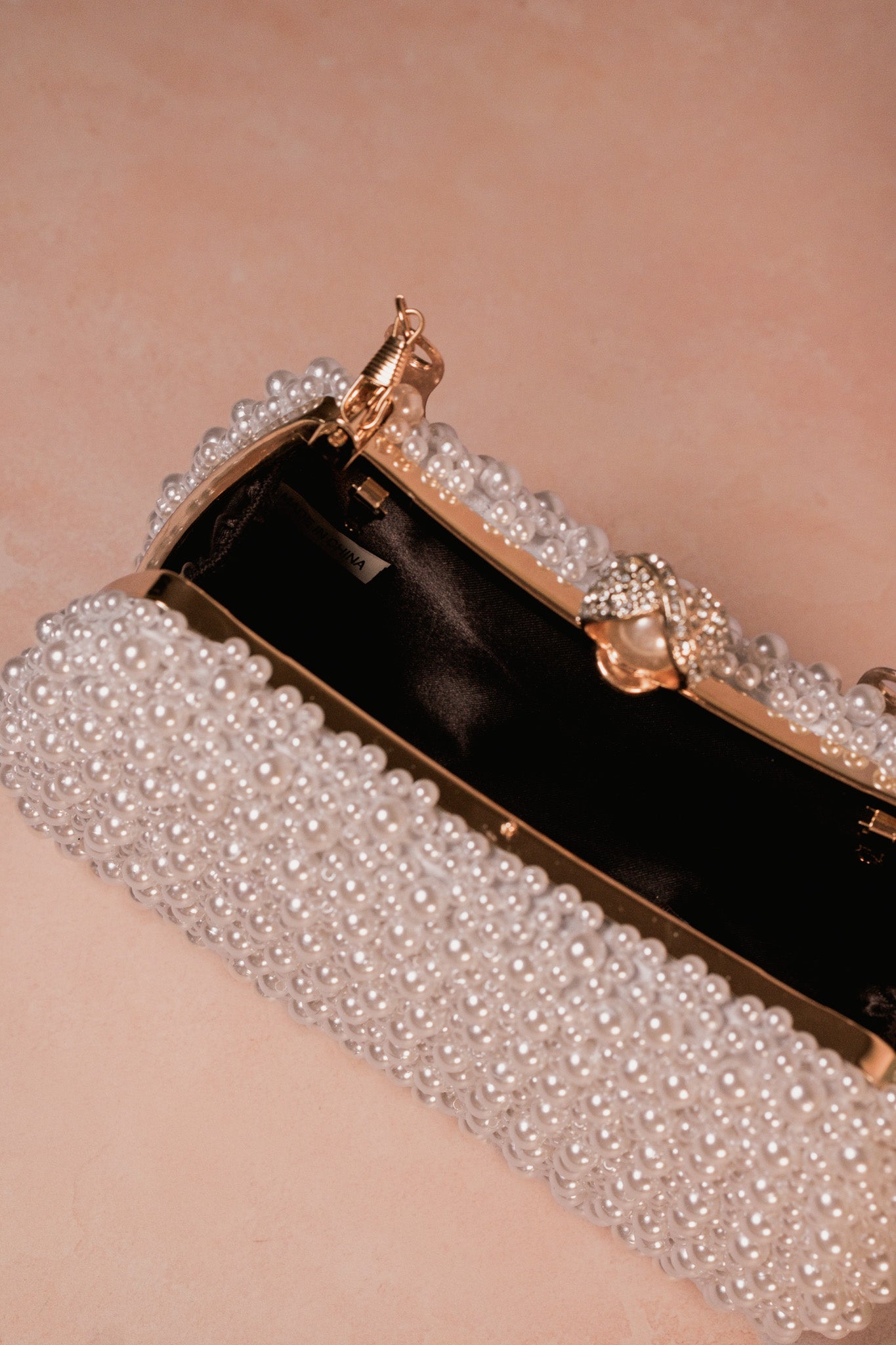 Vintage Pearls Clutch Bag