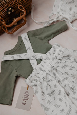 Mint Green Leaf Newborn Set