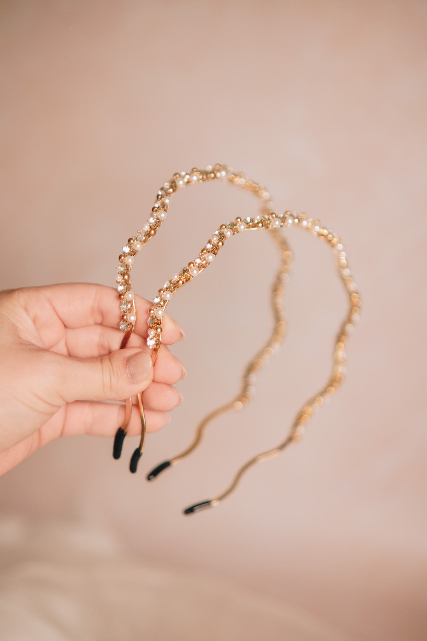 Wave Pearls in Gold
