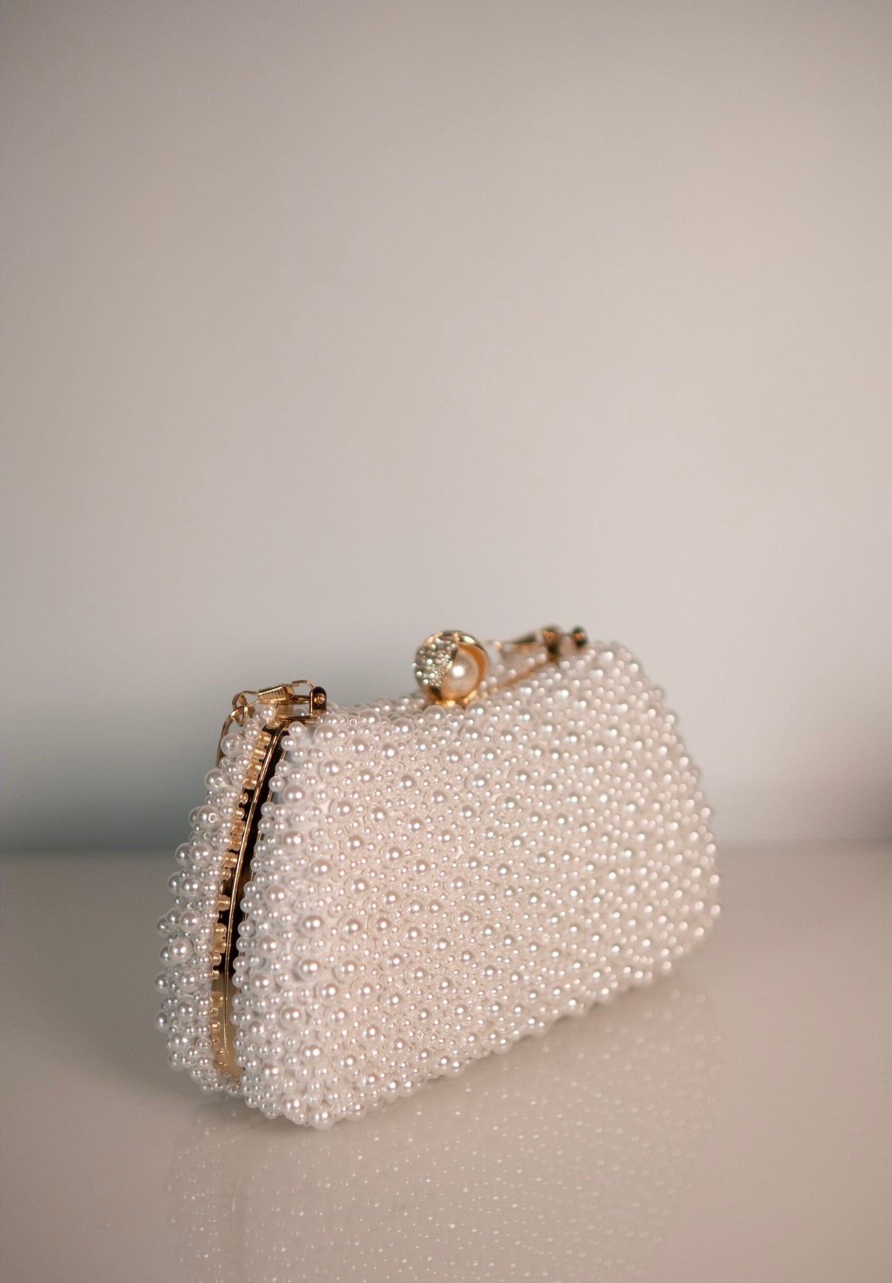 Vintage Pearls Clutch Bag