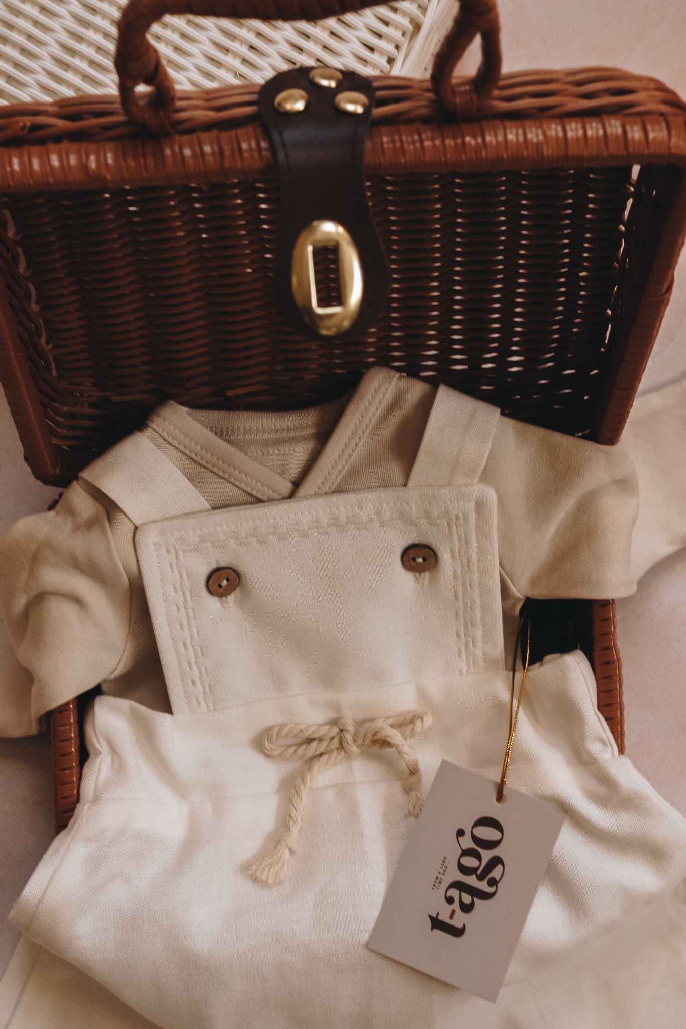 Off White Classic Set
