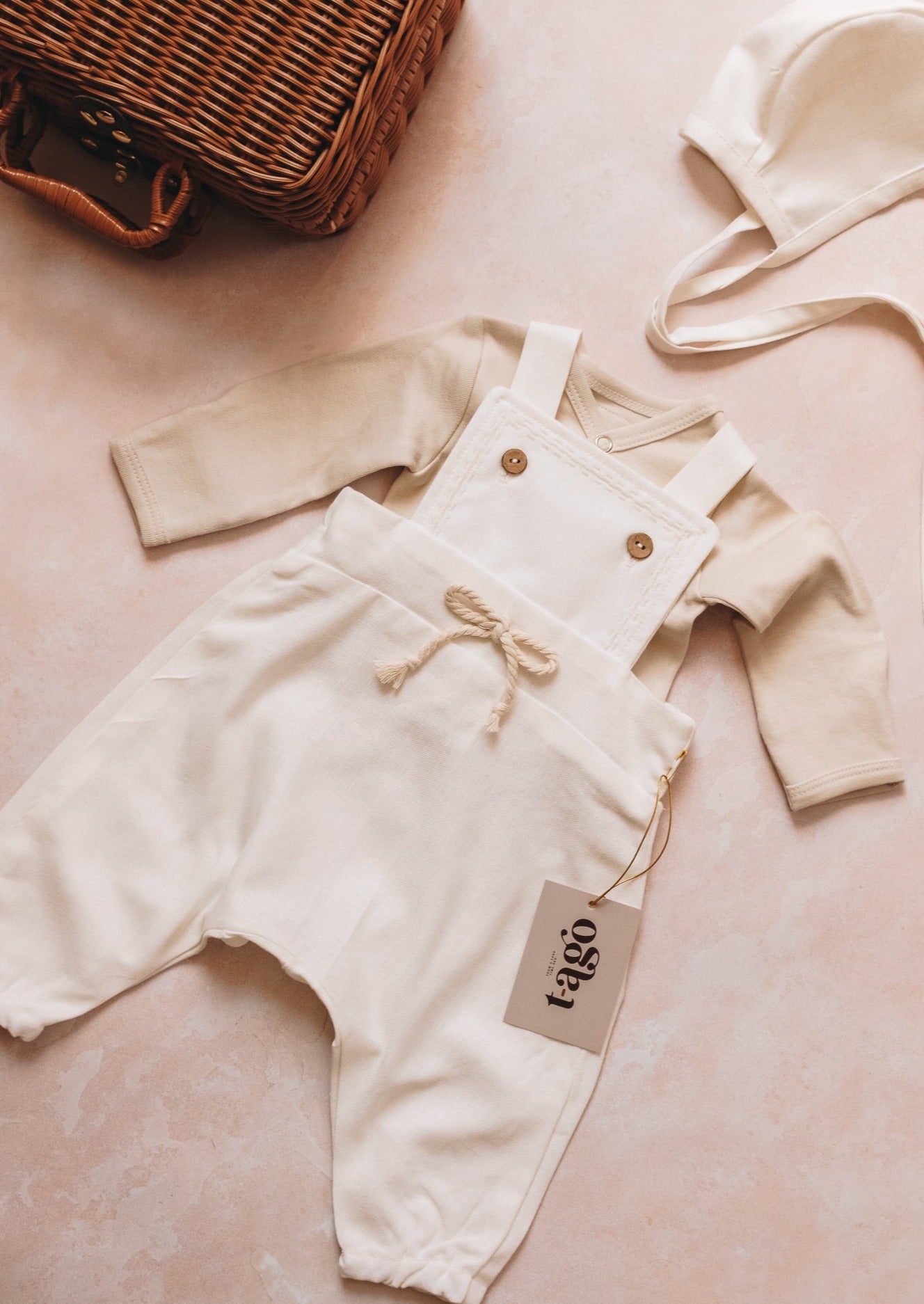 Off White Classic Set