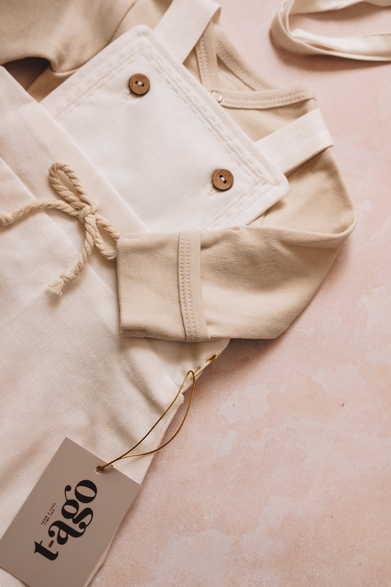 PRE ORDER Set Classic Off White